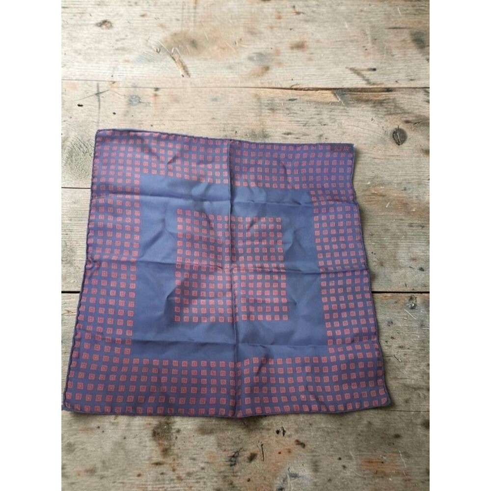 18" ITALIAN 100% SILK MENs JACKET POCKET SQUARE HANDKERCHIEF RED SQUARES NAVY